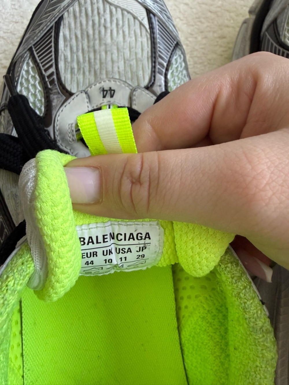 Balenciaga 3XL sneakers in a white, black, and fluo yellow colorway - Picture 6 of 6